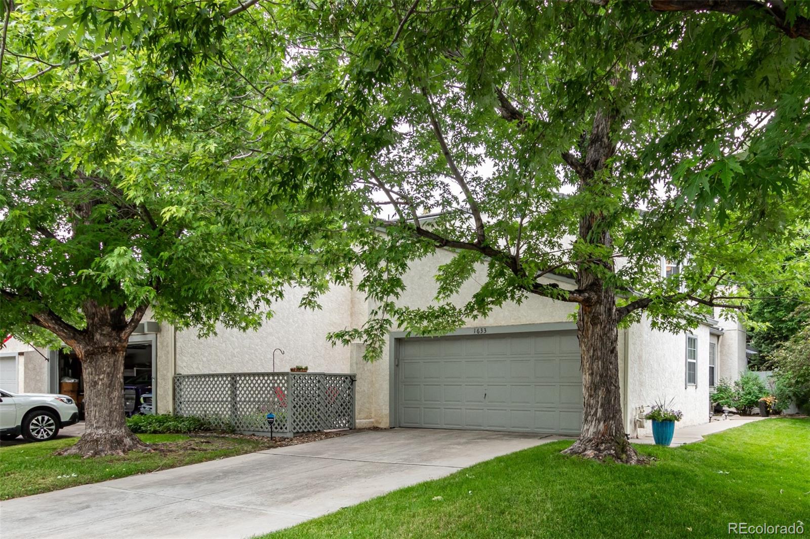 MLS Image #3 for 1633 s trenton street,denver, Colorado