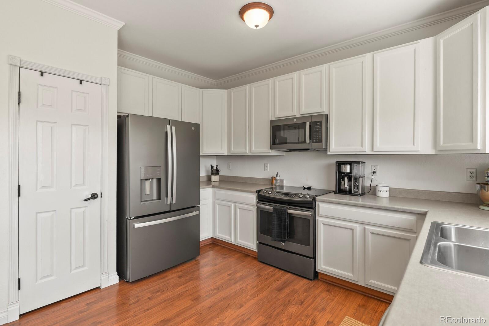 MLS Image #9 for 3912  miners candle place,castle rock, Colorado