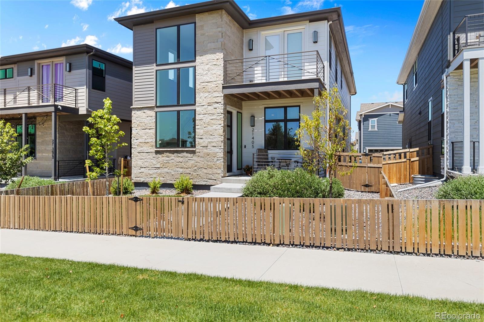 MLS Image #3 for 21405 e 59th drive,aurora, Colorado