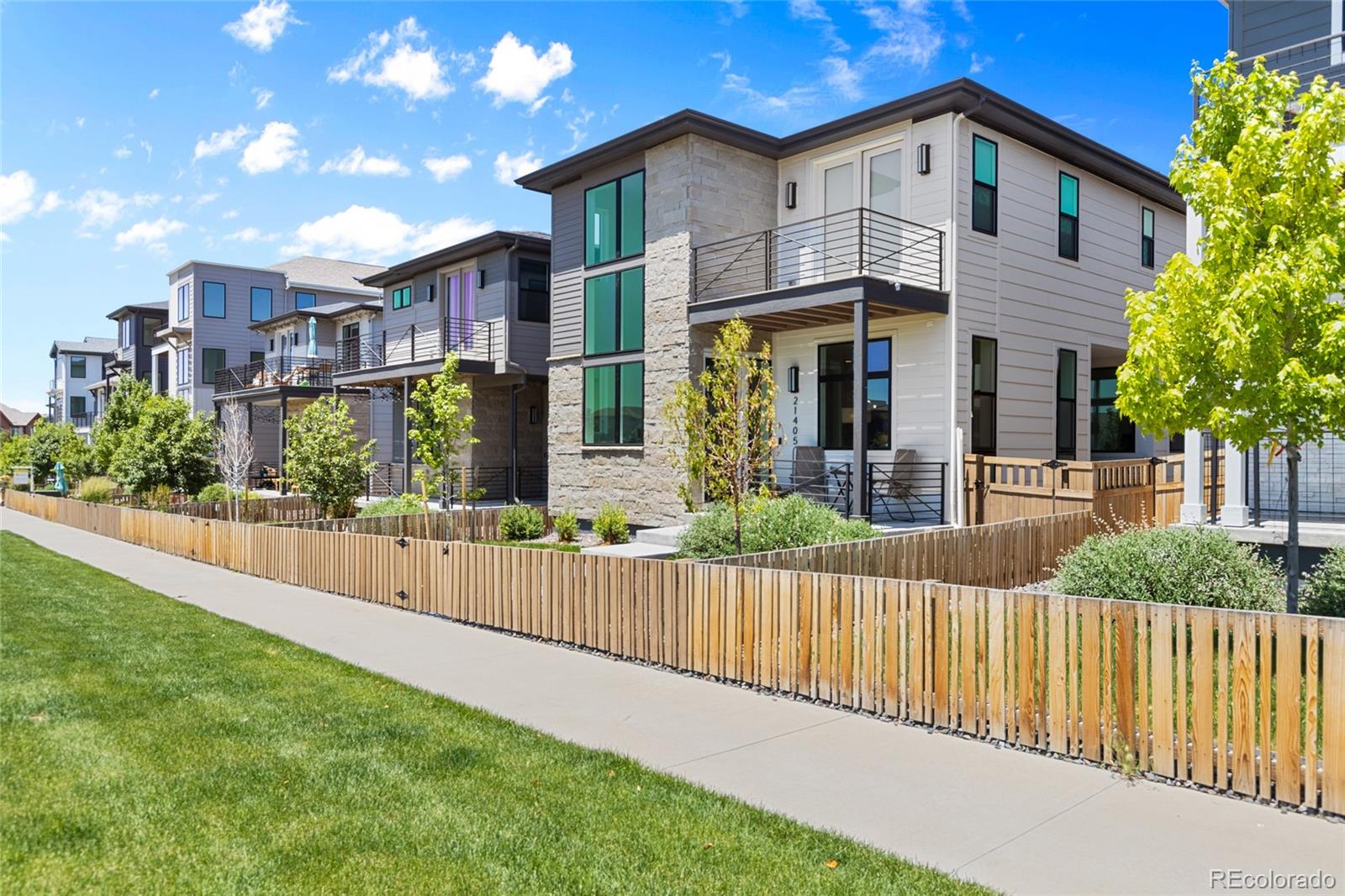 MLS Image #4 for 21405 e 59th drive,aurora, Colorado