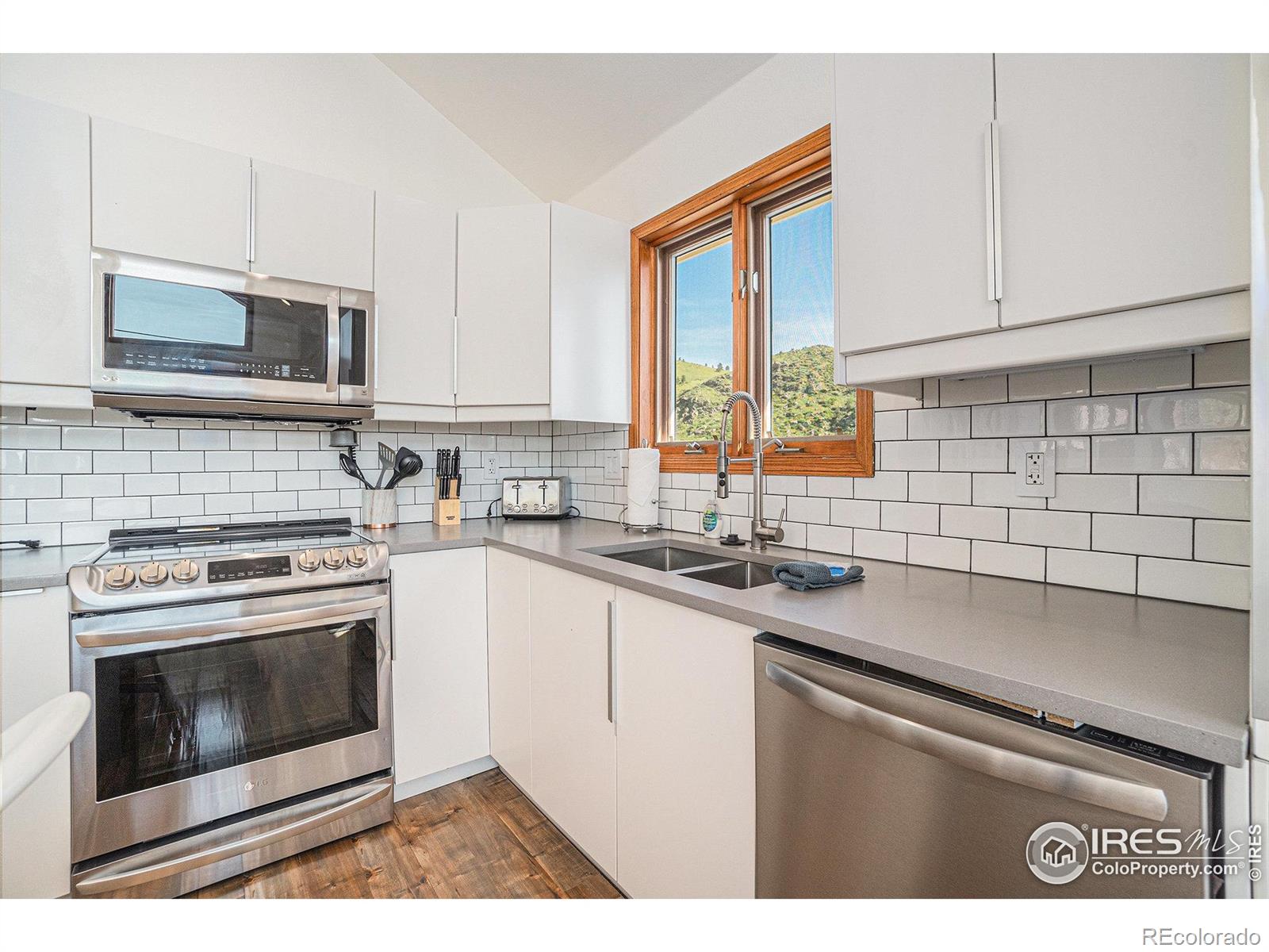 MLS Image #10 for 5009 w parkview drive,fort collins, Colorado