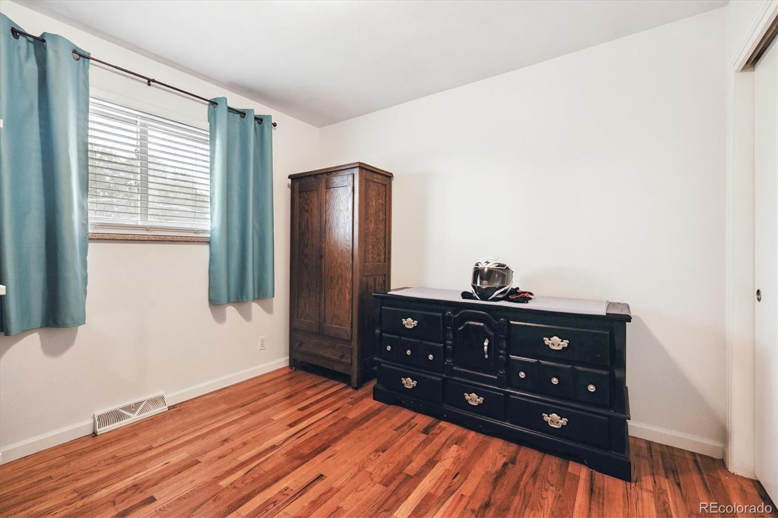 MLS Image #16 for 8460  corona street,denver, Colorado