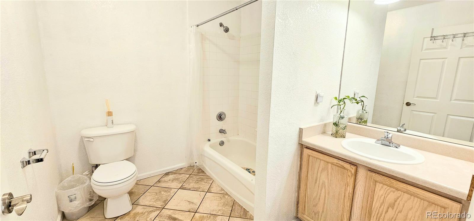 MLS Image #13 for 1748  eagle street,aurora, Colorado