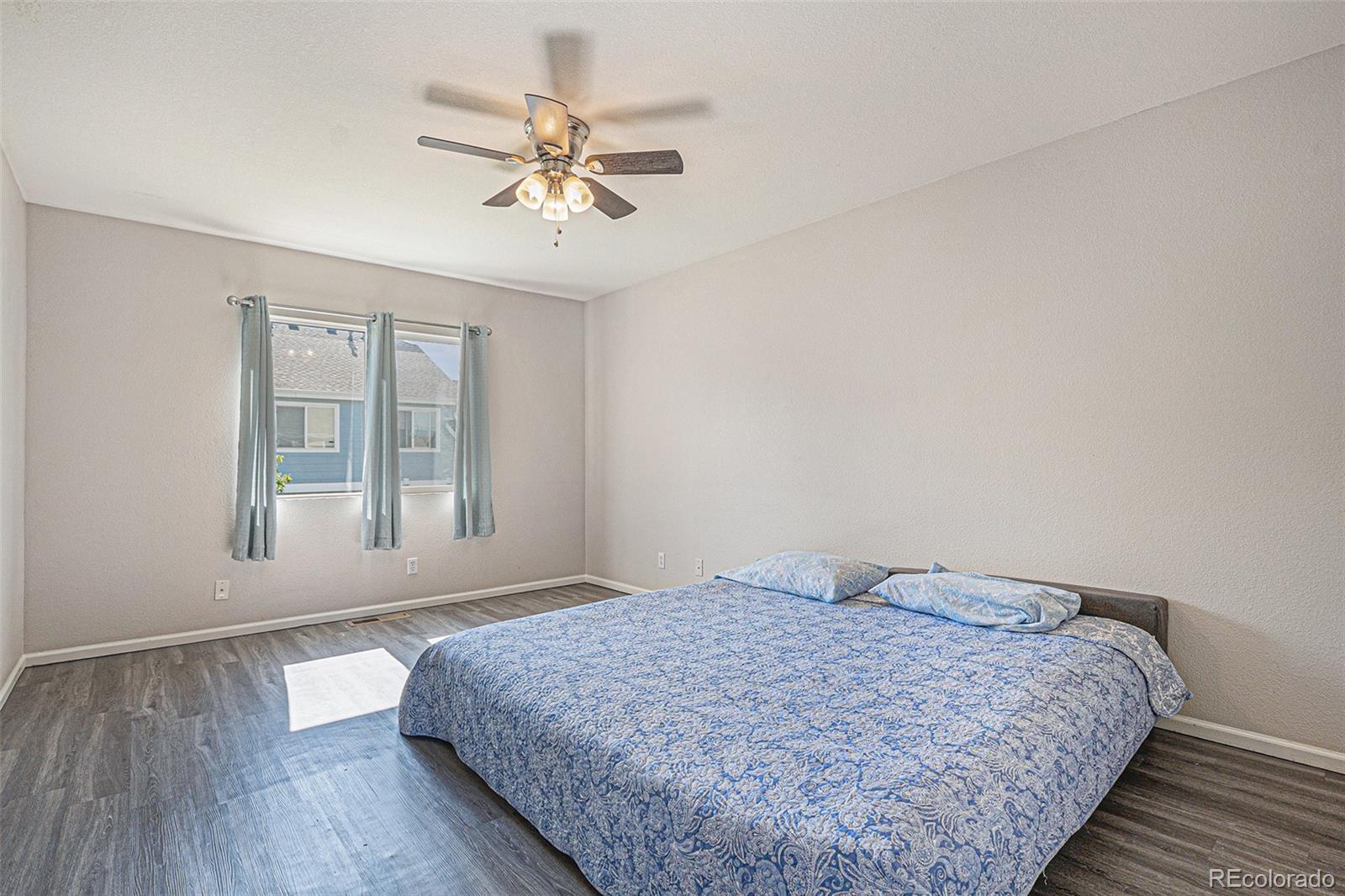 MLS Image #10 for 18954 e 57th place,denver, Colorado