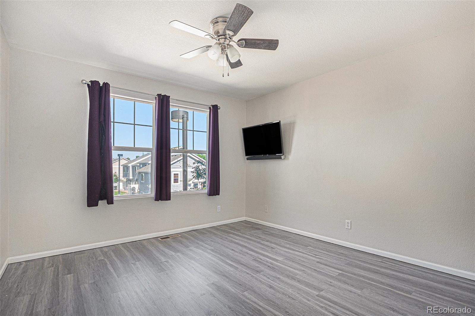 MLS Image #11 for 18954 e 57th place,denver, Colorado