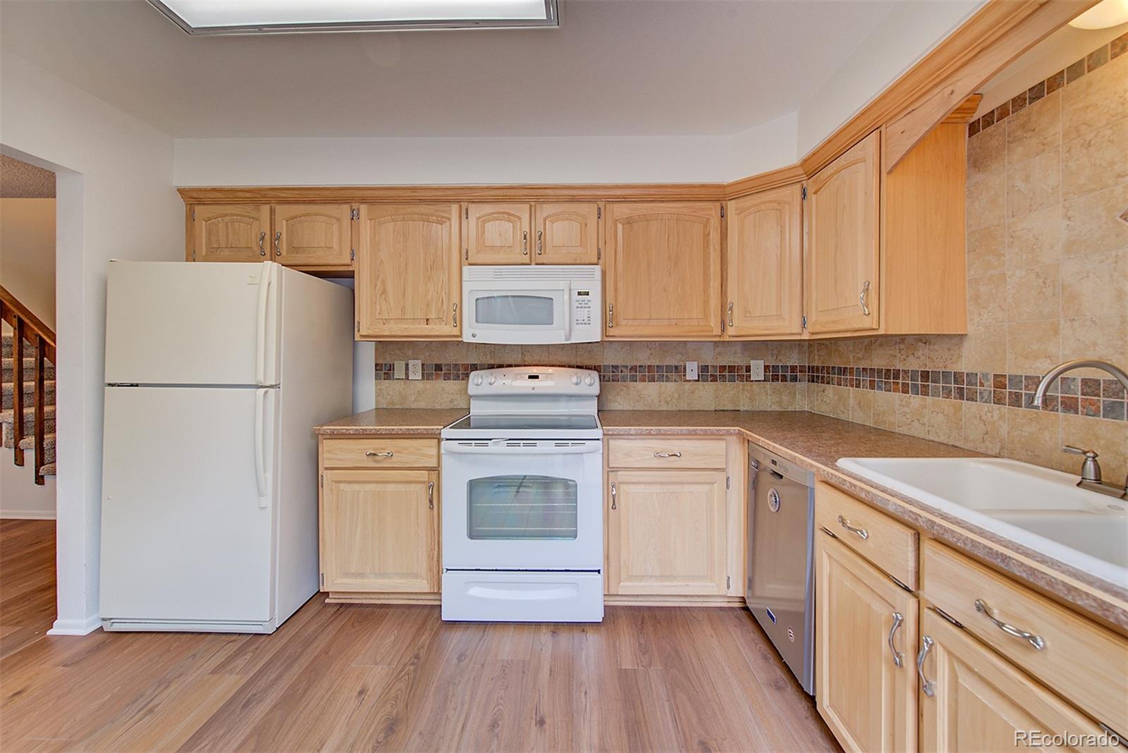 MLS Image #11 for 2713 w long drive,littleton, Colorado