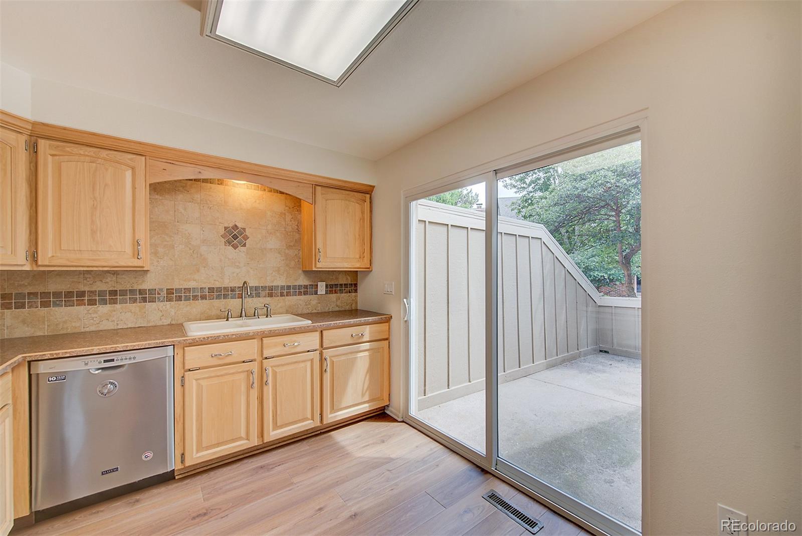 MLS Image #14 for 2713 w long drive,littleton, Colorado