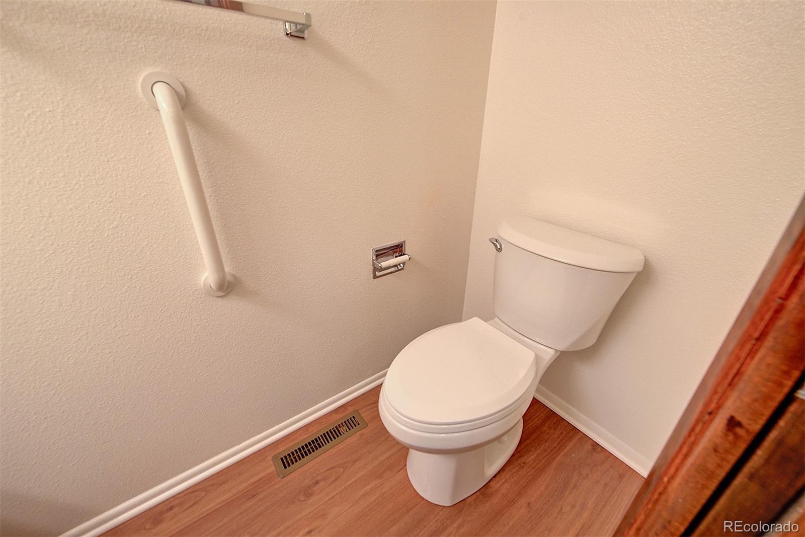 MLS Image #17 for 2713 w long drive,littleton, Colorado