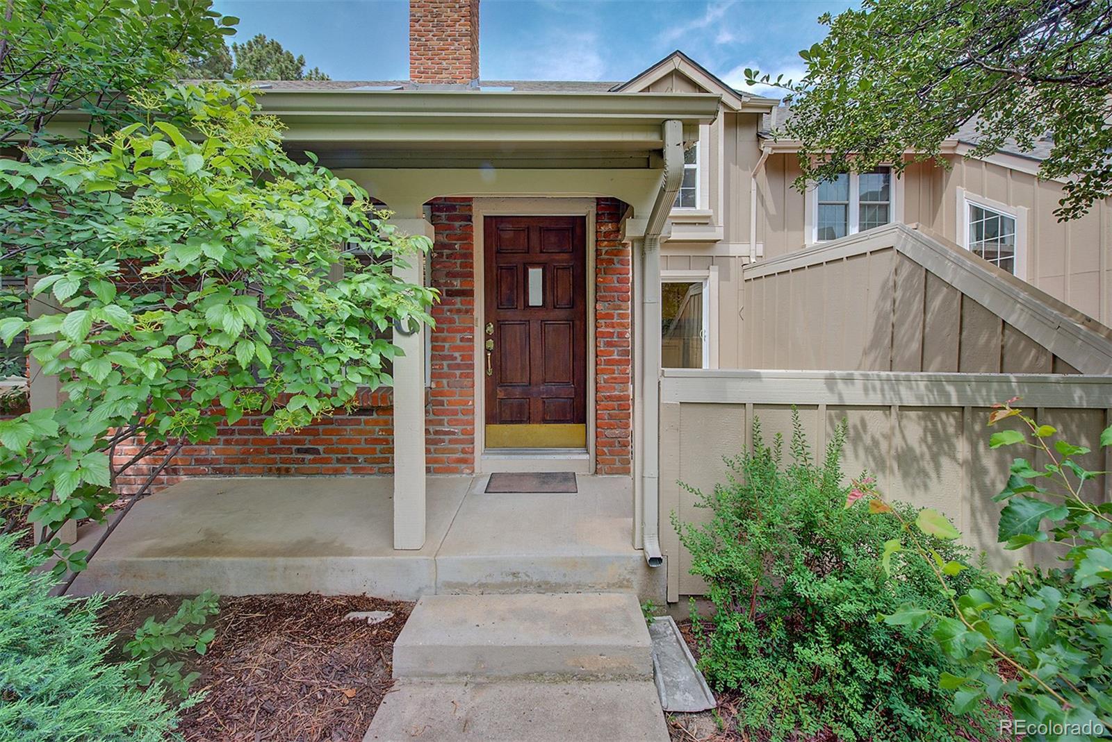 MLS Image #2 for 2713 w long drive,littleton, Colorado