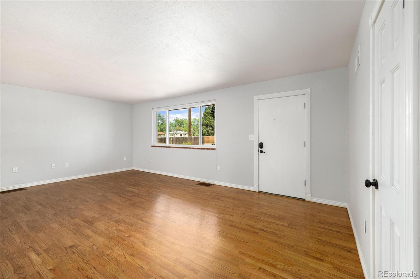 MLS Image #7 for 1406 n foote avenue,colorado springs, Colorado
