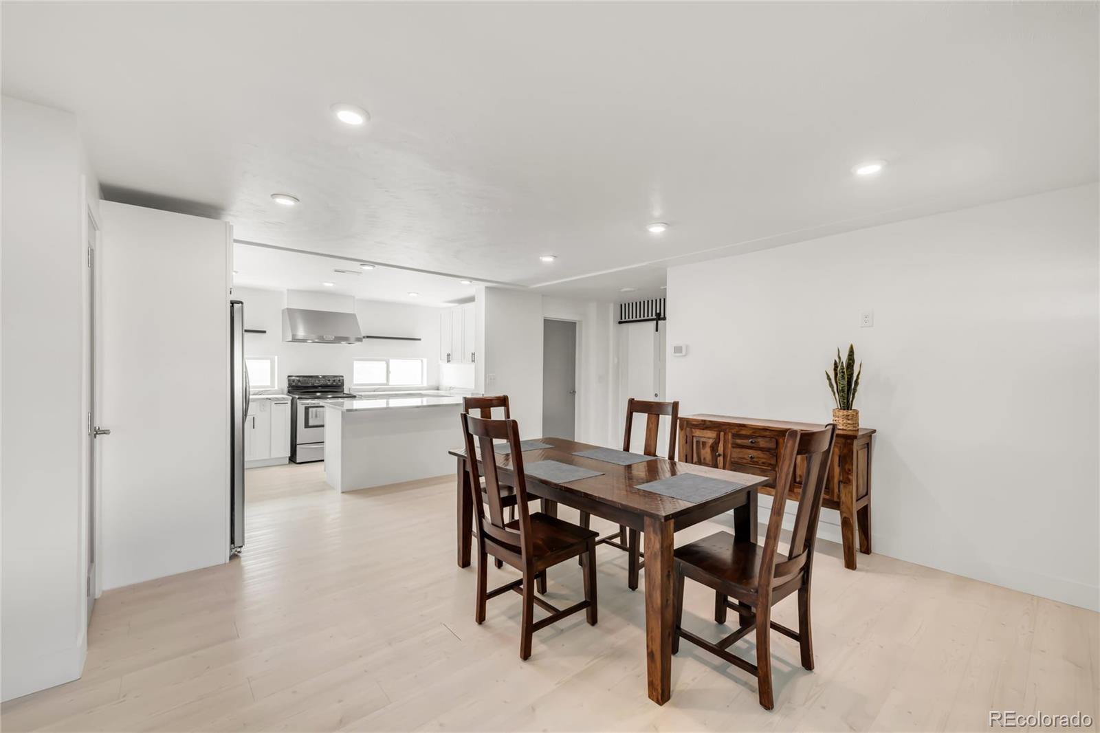 MLS Image #6 for 5090 w 36th avenue,denver, Colorado