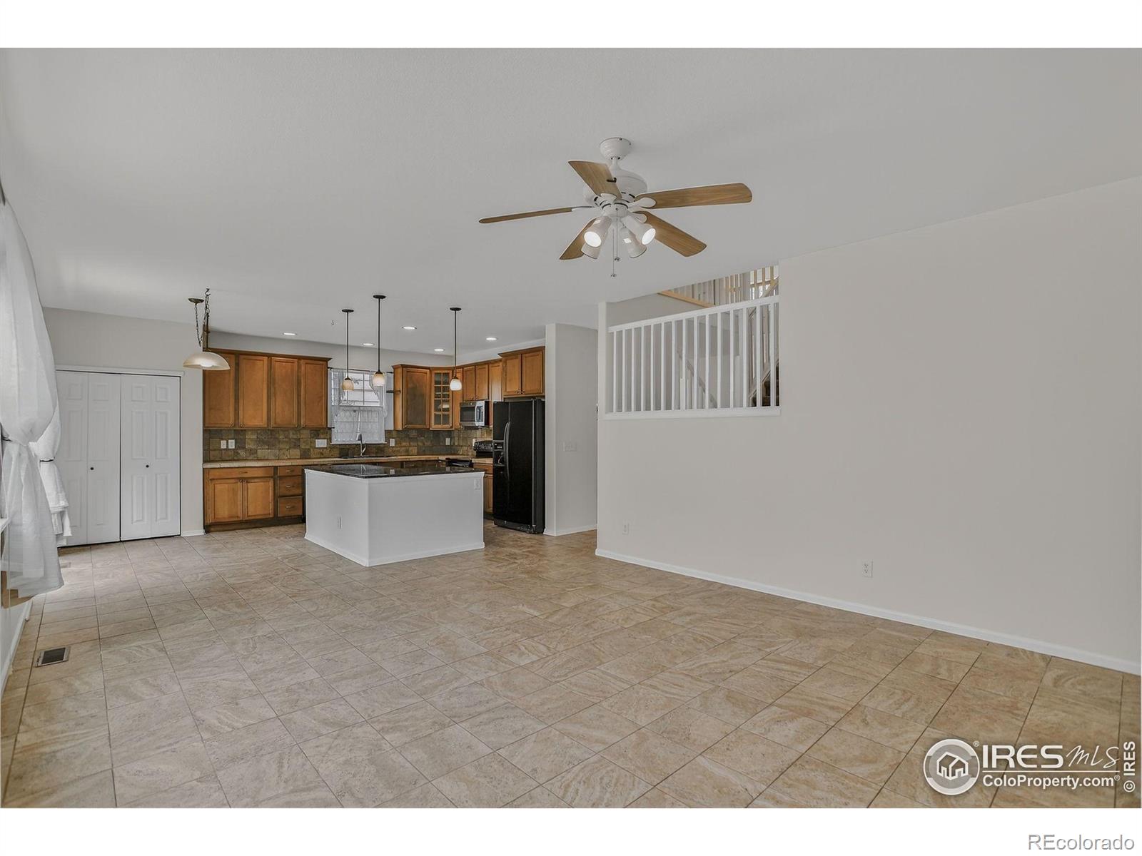MLS Image #16 for 940  petras street,erie, Colorado