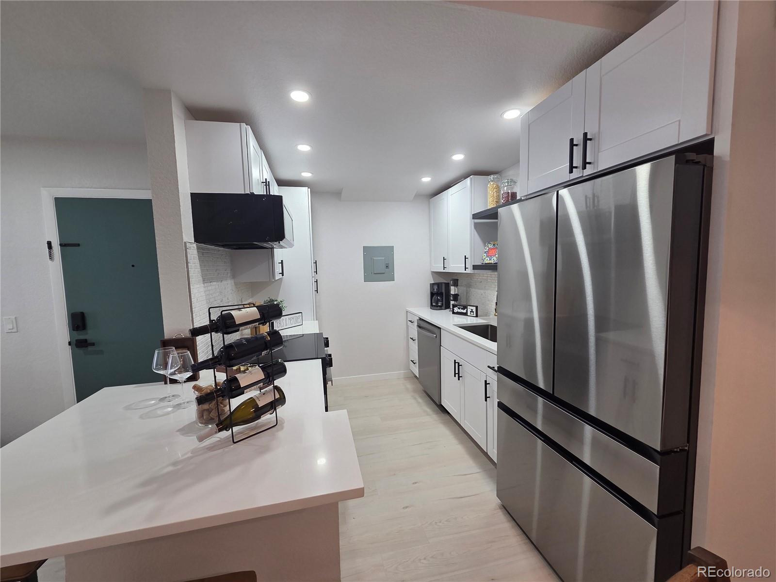 MLS Image #13 for 14433 e jewell avenue,aurora, Colorado