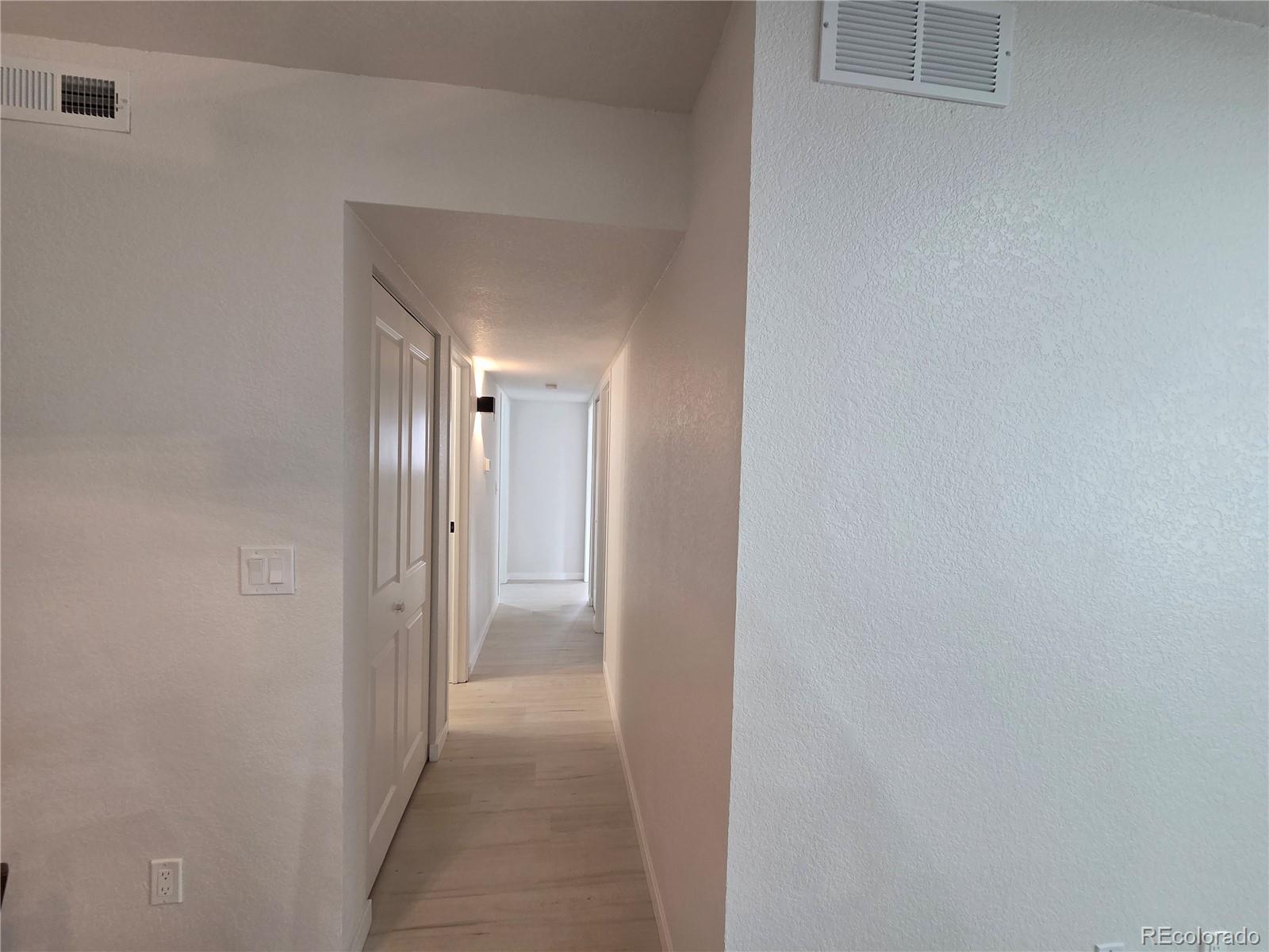 MLS Image #17 for 14433 e jewell avenue,aurora, Colorado