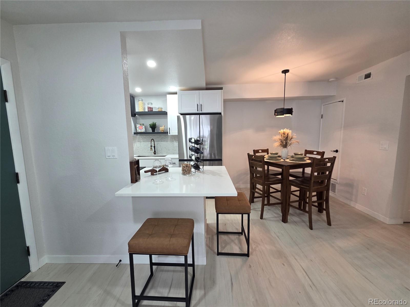MLS Image #8 for 14433 e jewell avenue,aurora, Colorado