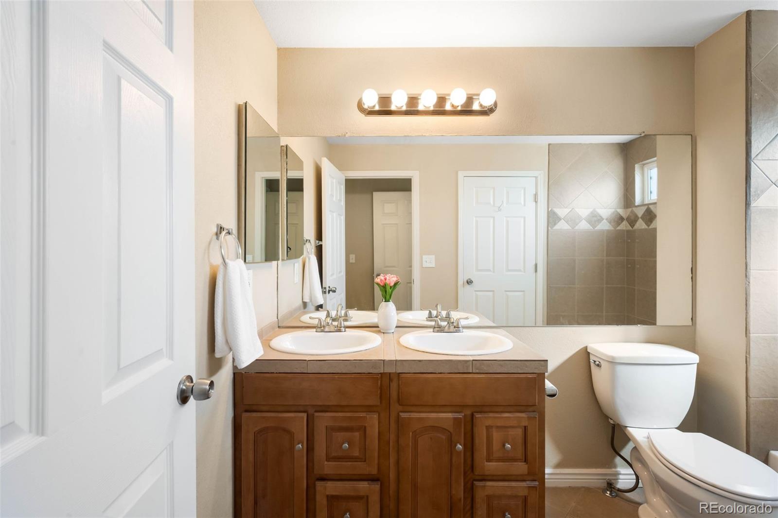 MLS Image #8 for 9654 w elmhurst place,littleton, Colorado