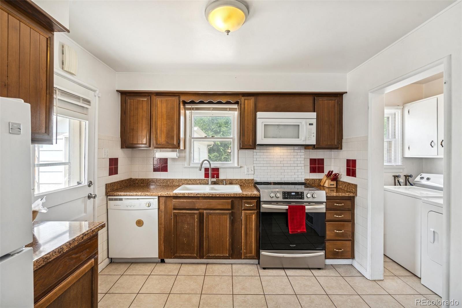 MLS Image #16 for 705  henry avenue,pueblo, Colorado