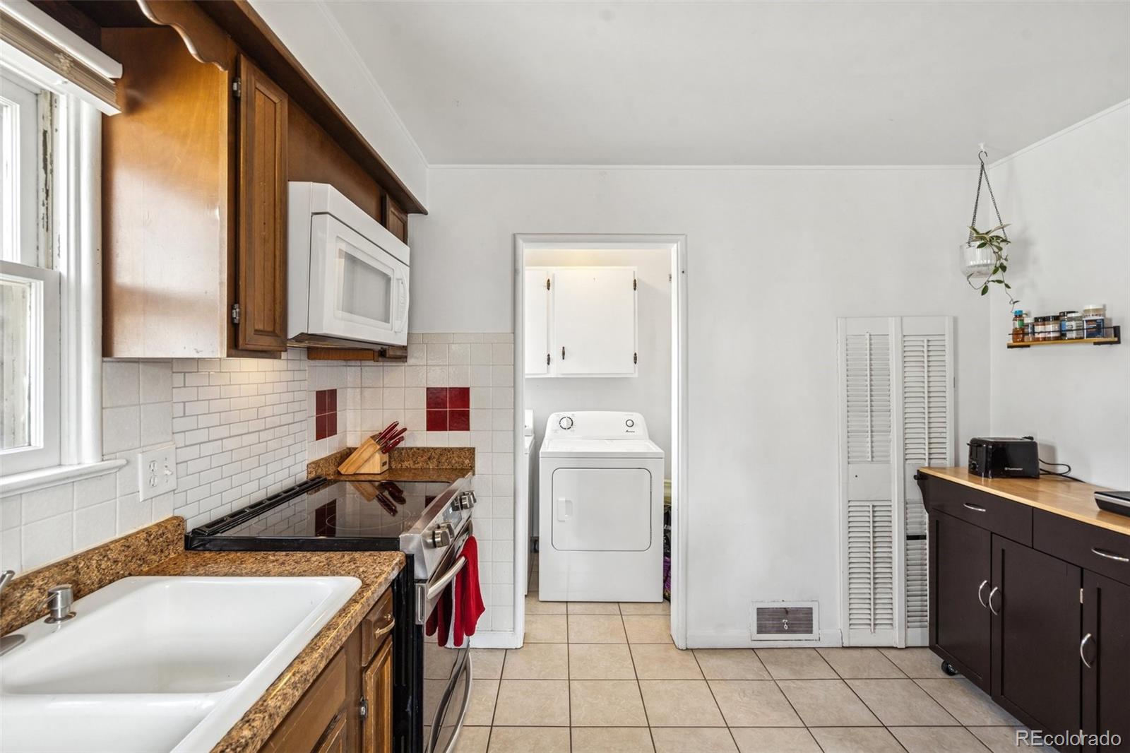 MLS Image #18 for 705  henry avenue,pueblo, Colorado