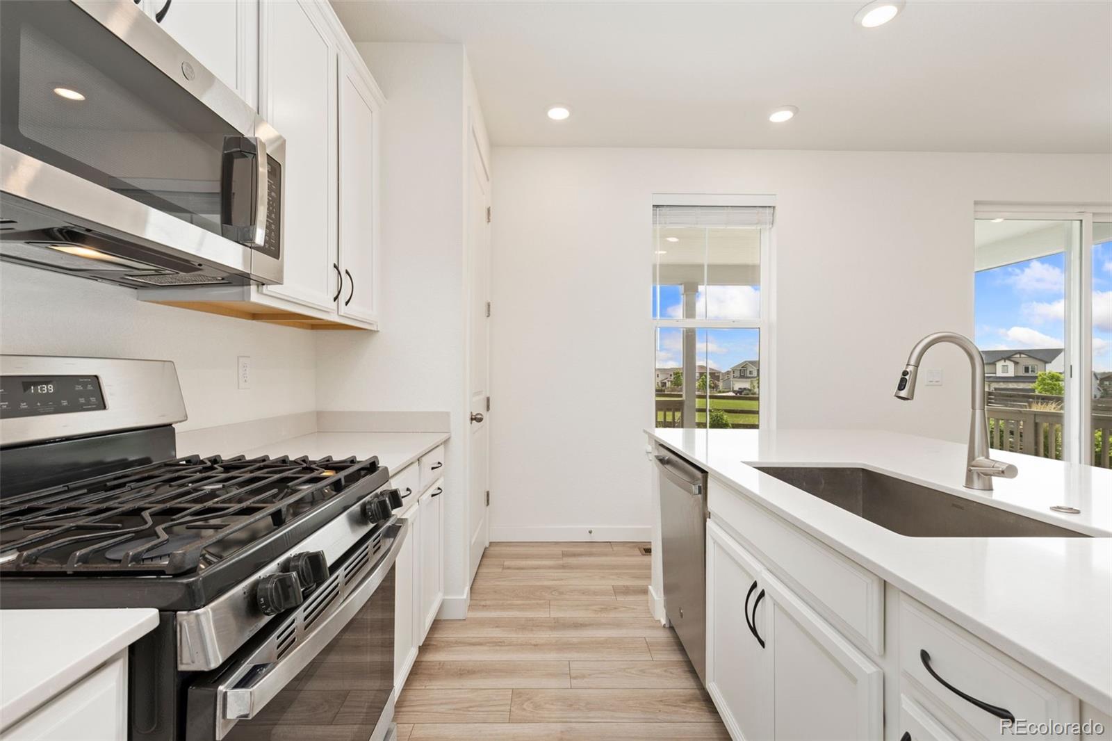 MLS Image #11 for 5226  inland avenue,firestone, Colorado