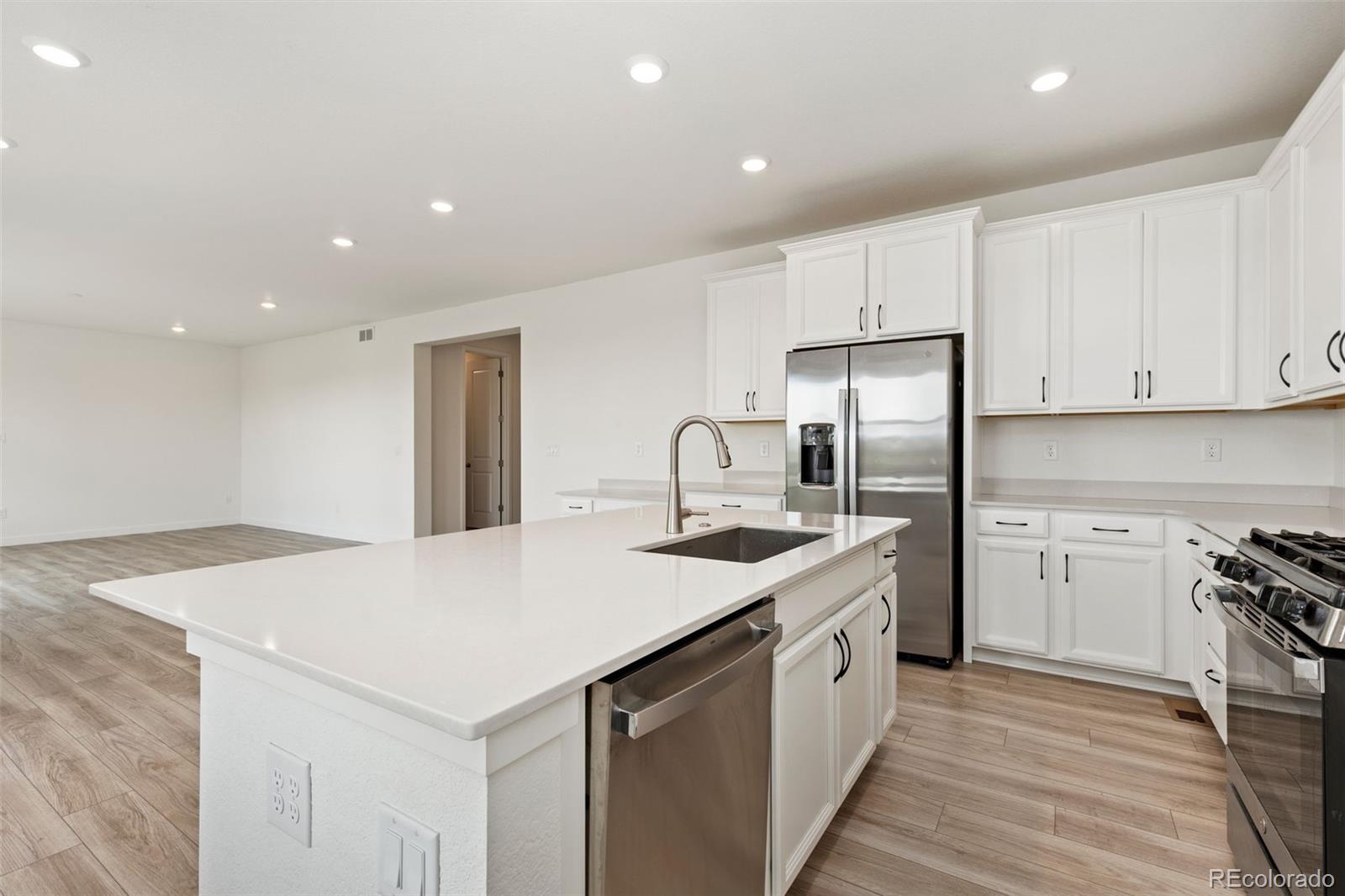 MLS Image #12 for 5226  inland avenue,firestone, Colorado