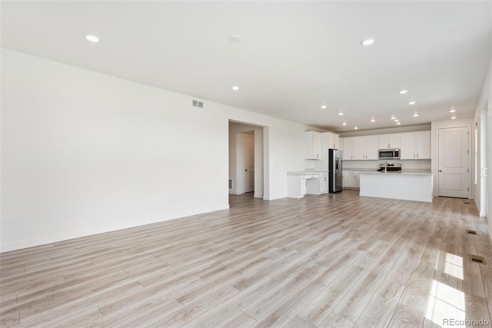 MLS Image #9 for 5226  inland avenue,firestone, Colorado