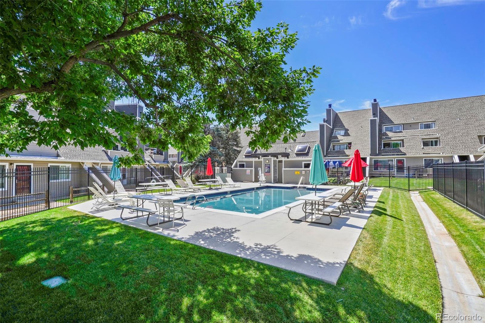 MLS Image #15 for 5250 s huron way,littleton, Colorado