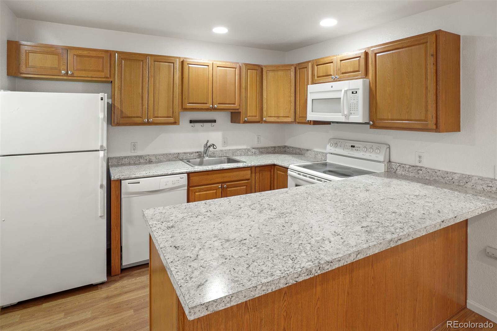 MLS Image #6 for 5250 s huron way,littleton, Colorado