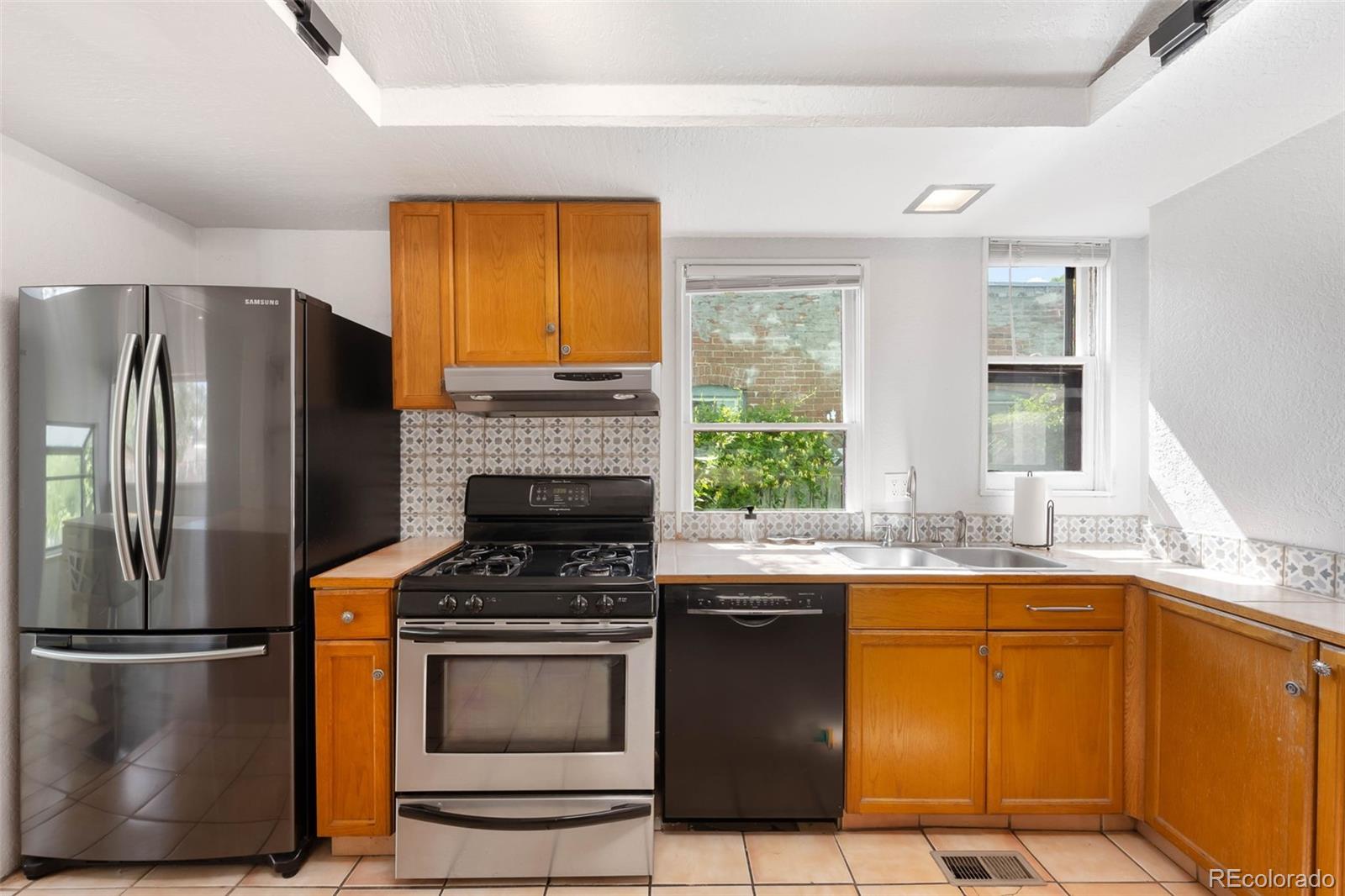 MLS Image #9 for 178 w cedar avenue,denver, Colorado