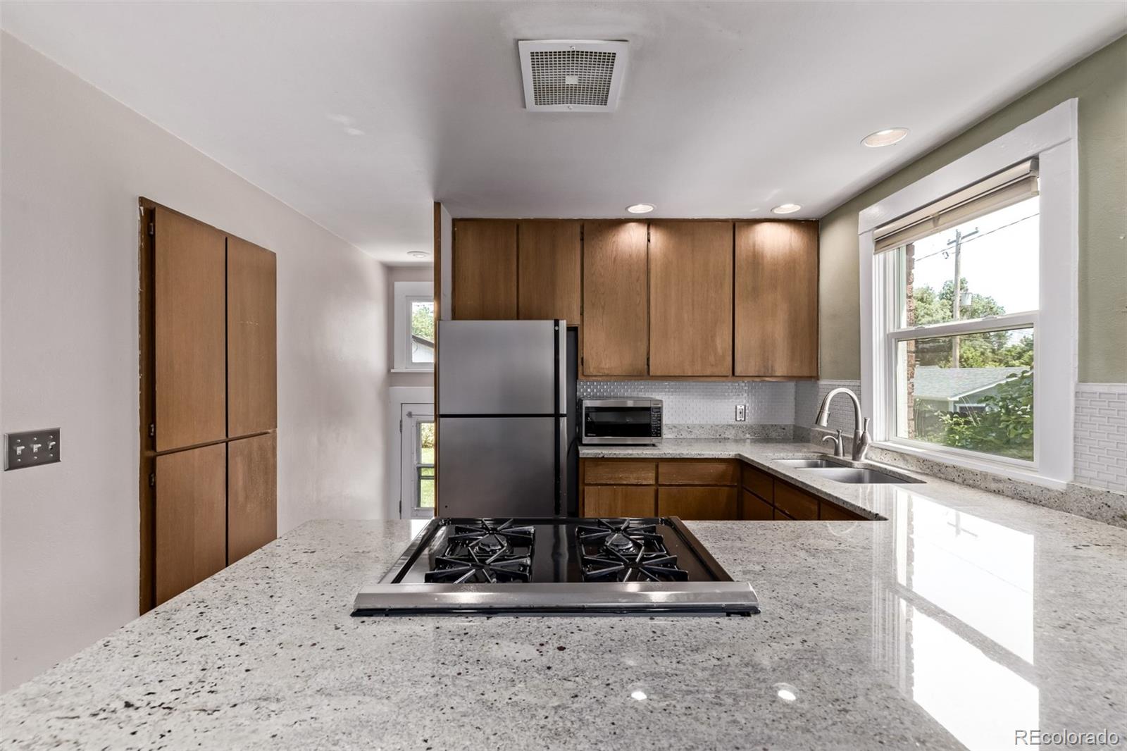 MLS Image #15 for 4654  bryant street,denver, Colorado