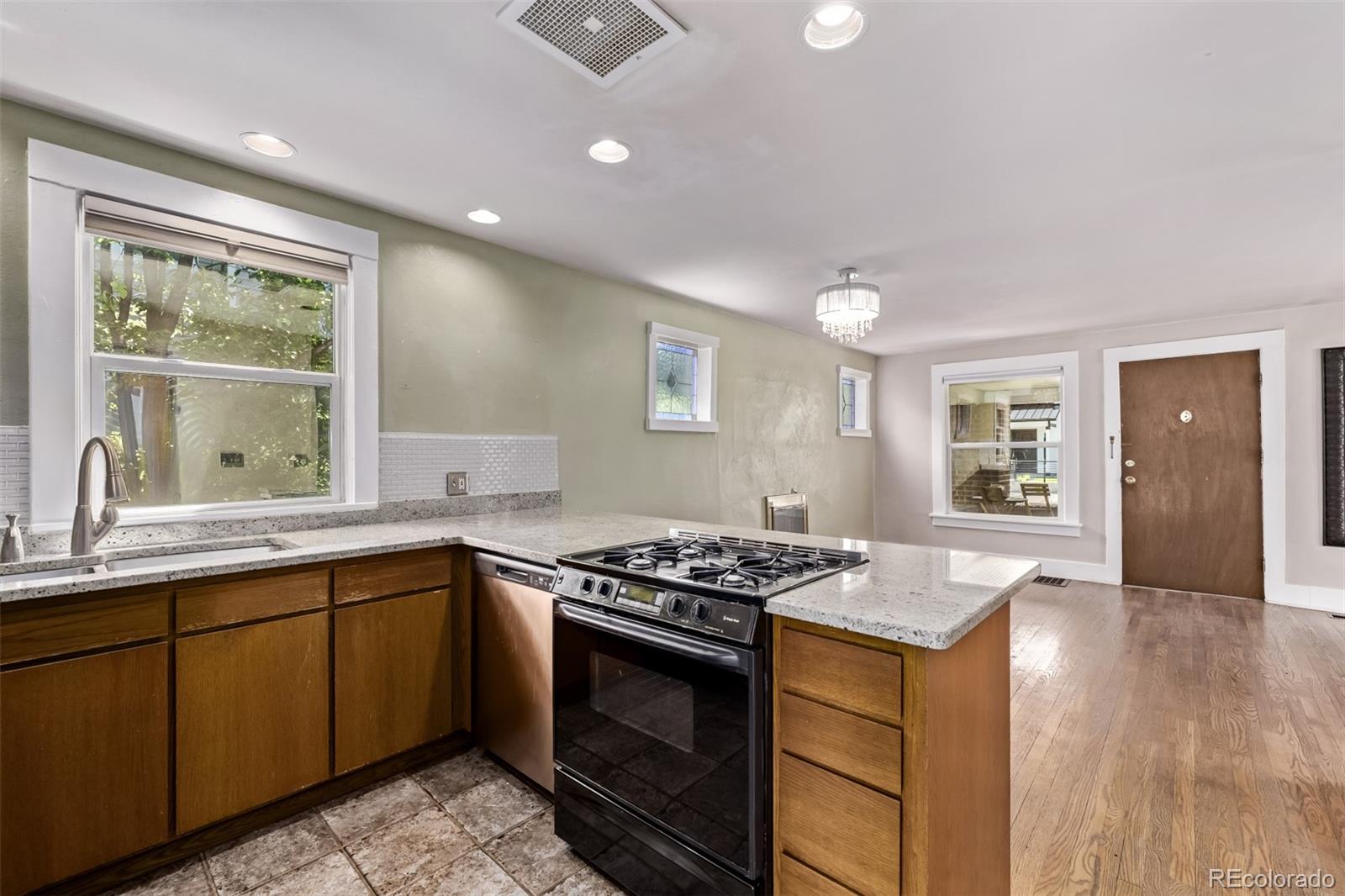 MLS Image #17 for 4654  bryant street,denver, Colorado