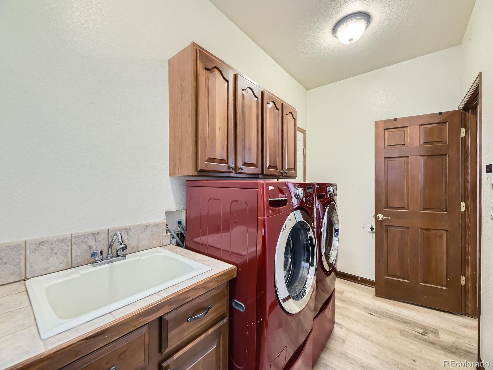 MLS Image #19 for 10050  eagle valley way,highlands ranch, Colorado