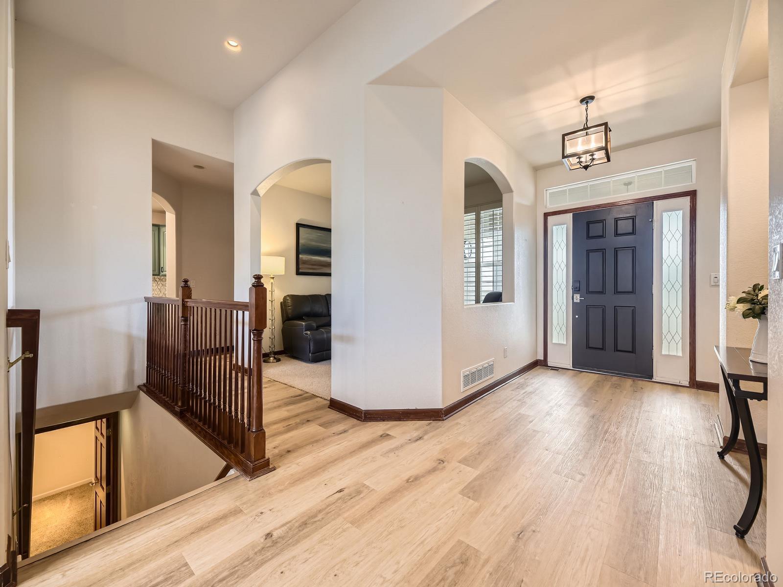 MLS Image #3 for 10050  eagle valley way,highlands ranch, Colorado