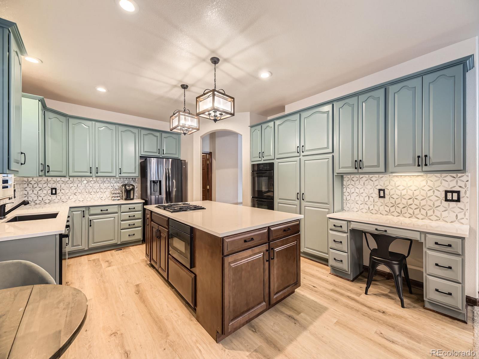 MLS Image #9 for 10050  eagle valley way,highlands ranch, Colorado