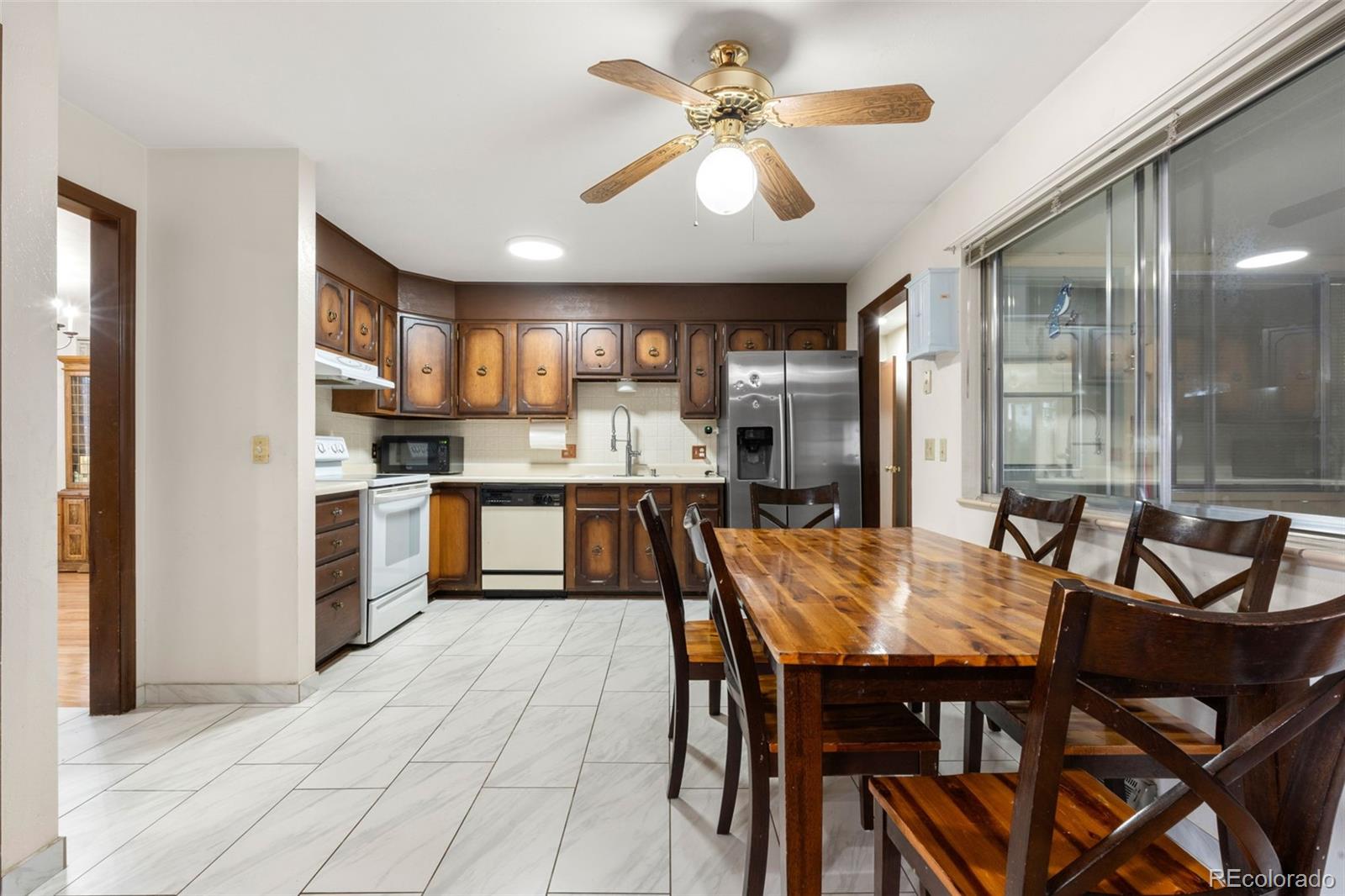 MLS Image #10 for 2696 s yukon court,lakewood, Colorado