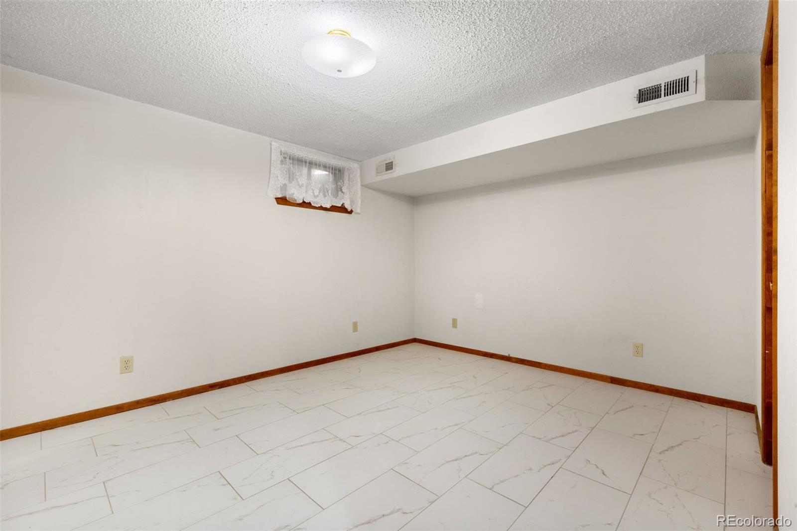 MLS Image #27 for 2696 s yukon court,lakewood, Colorado
