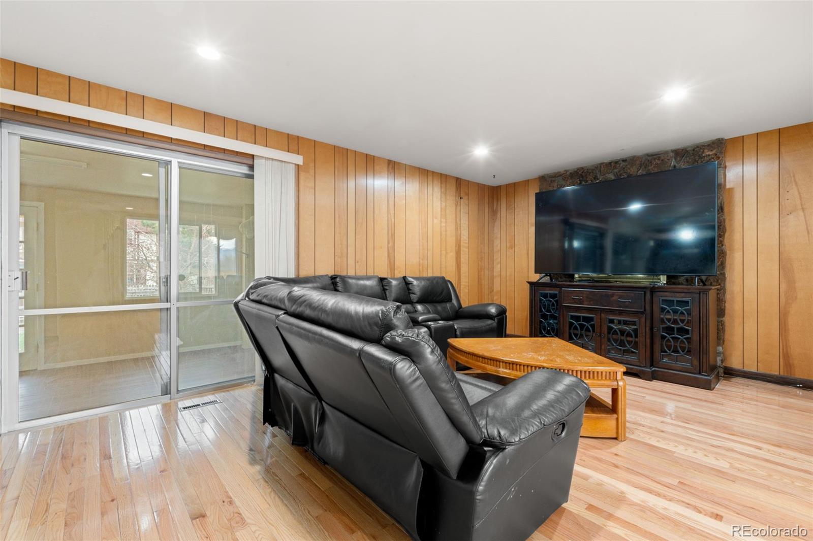 MLS Image #9 for 2696 s yukon court,lakewood, Colorado