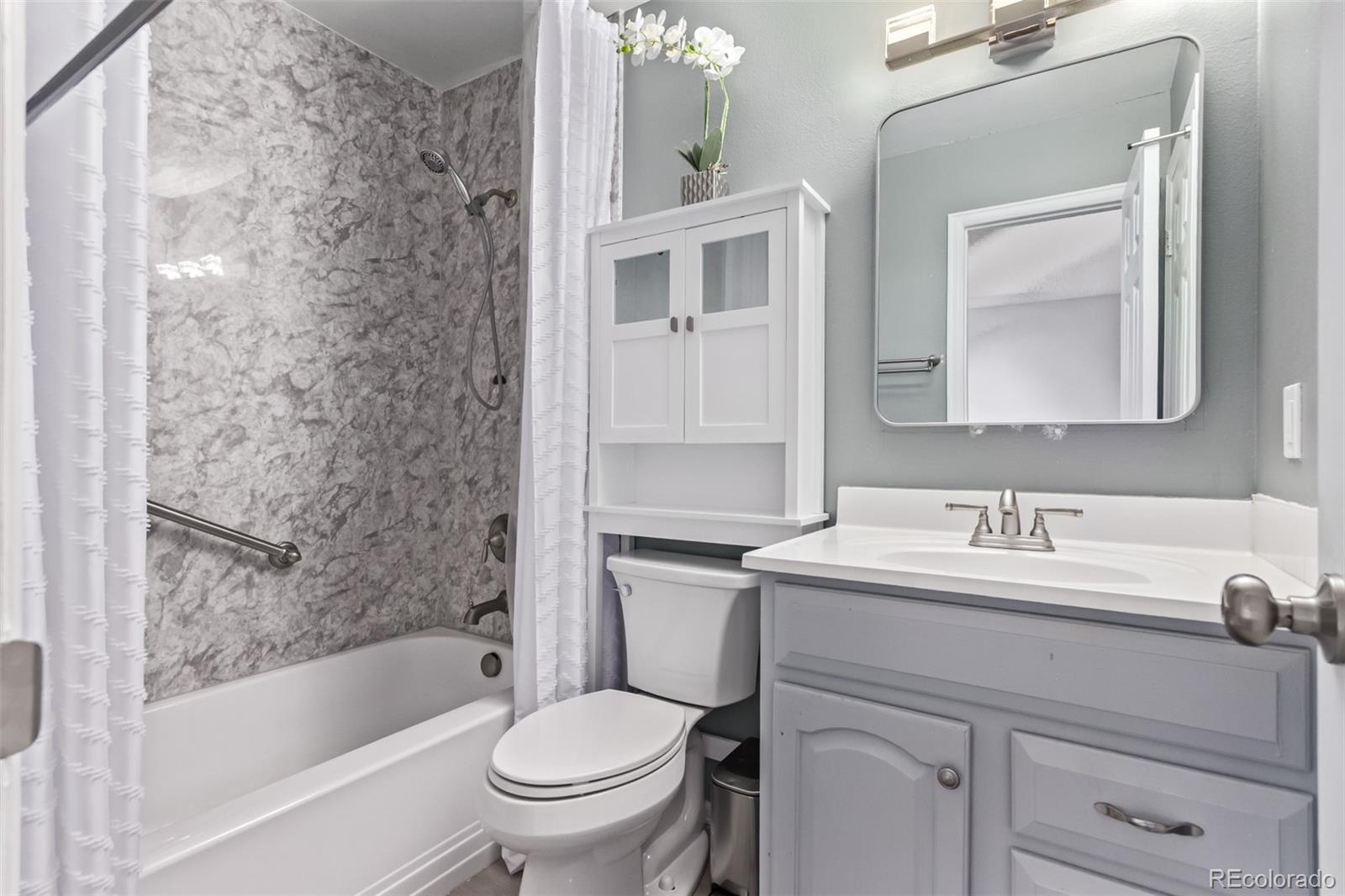 MLS Image #14 for 2212 s naples way,aurora, Colorado