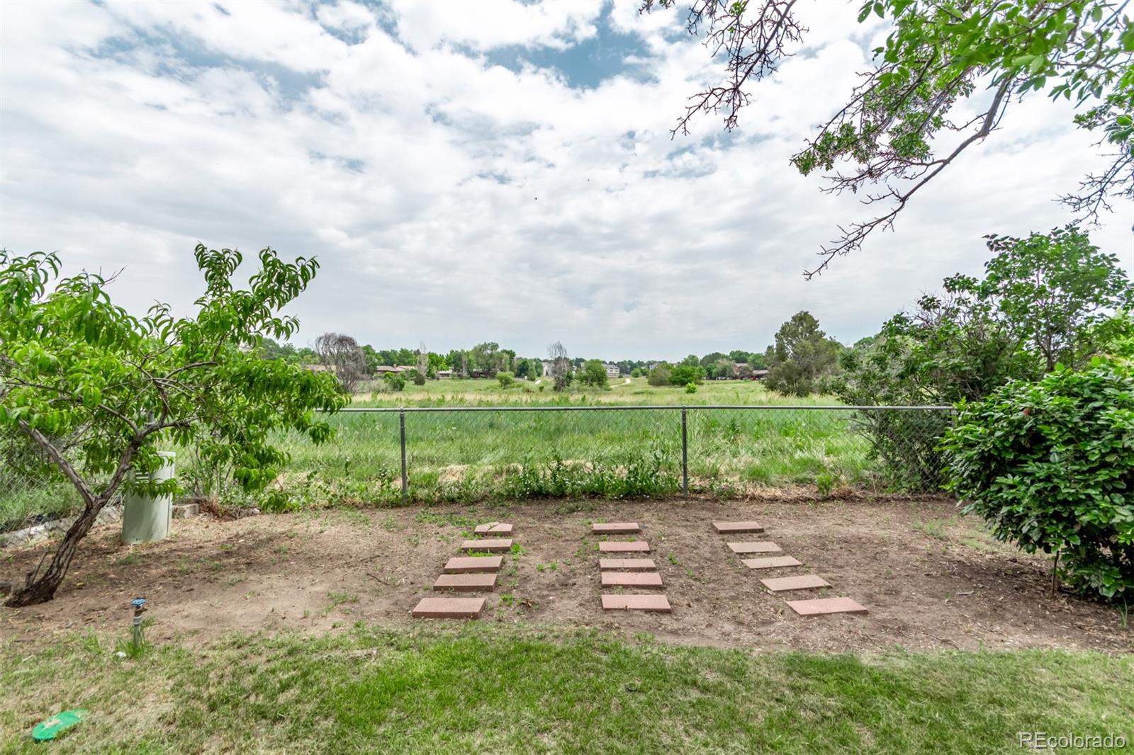 MLS Image #22 for 2212 s naples way,aurora, Colorado