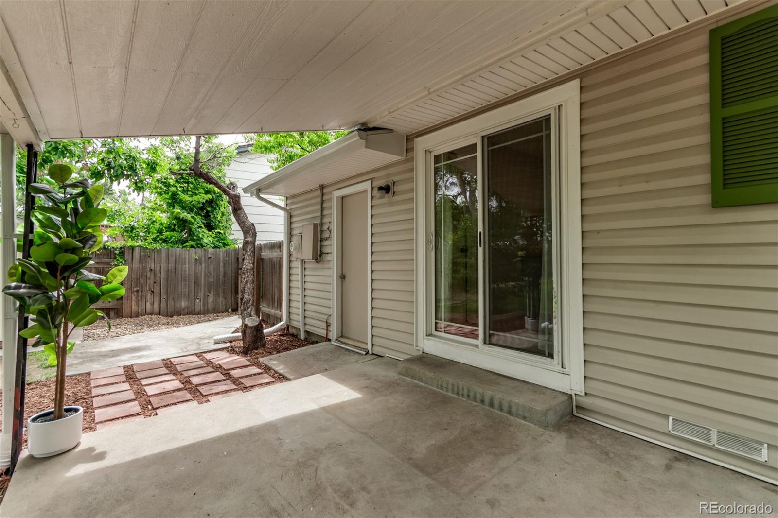MLS Image #26 for 2212 s naples way,aurora, Colorado
