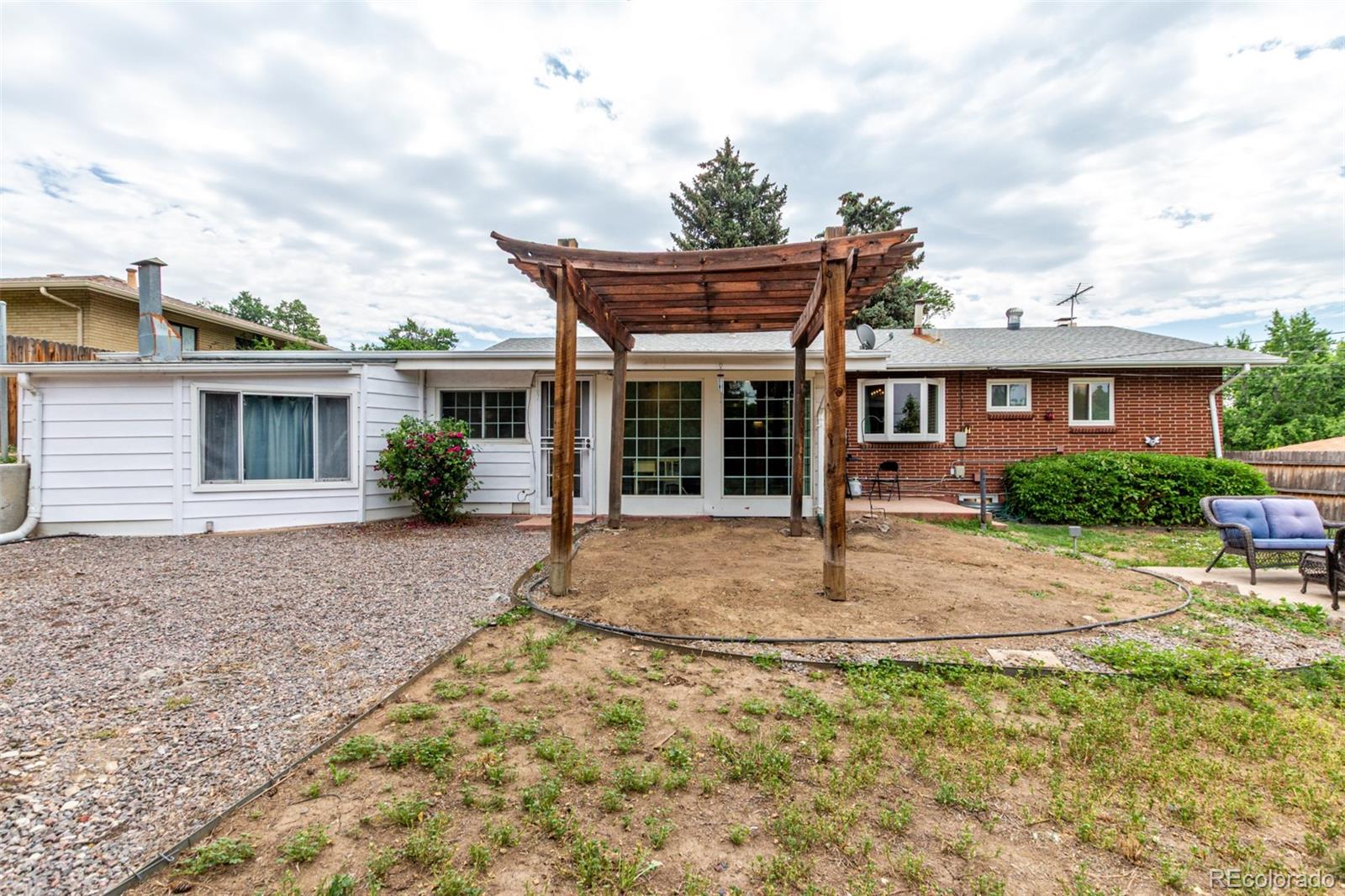 MLS Image #38 for 2733 s vrain street,denver, Colorado