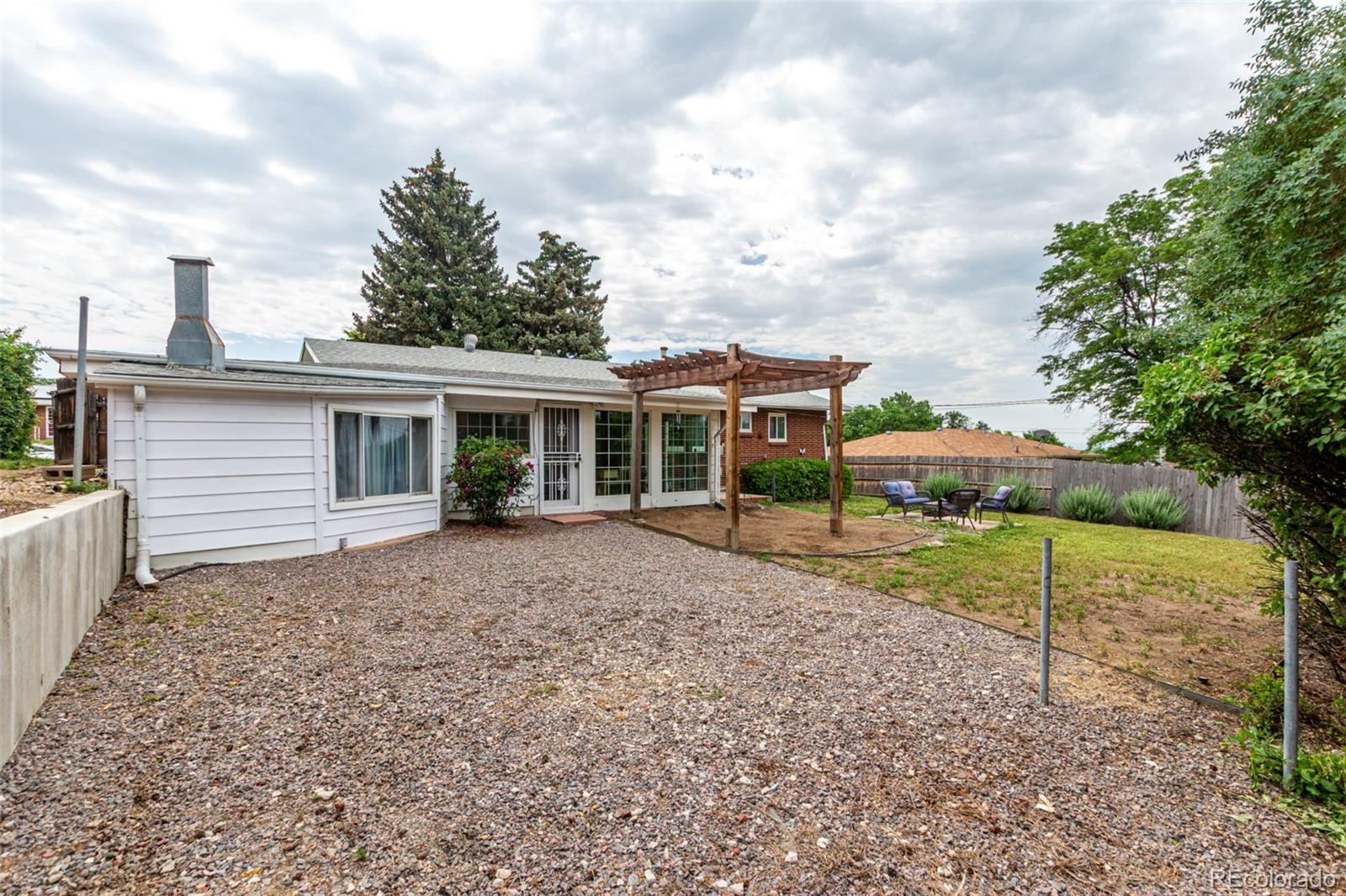 MLS Image #39 for 2733 s vrain street,denver, Colorado