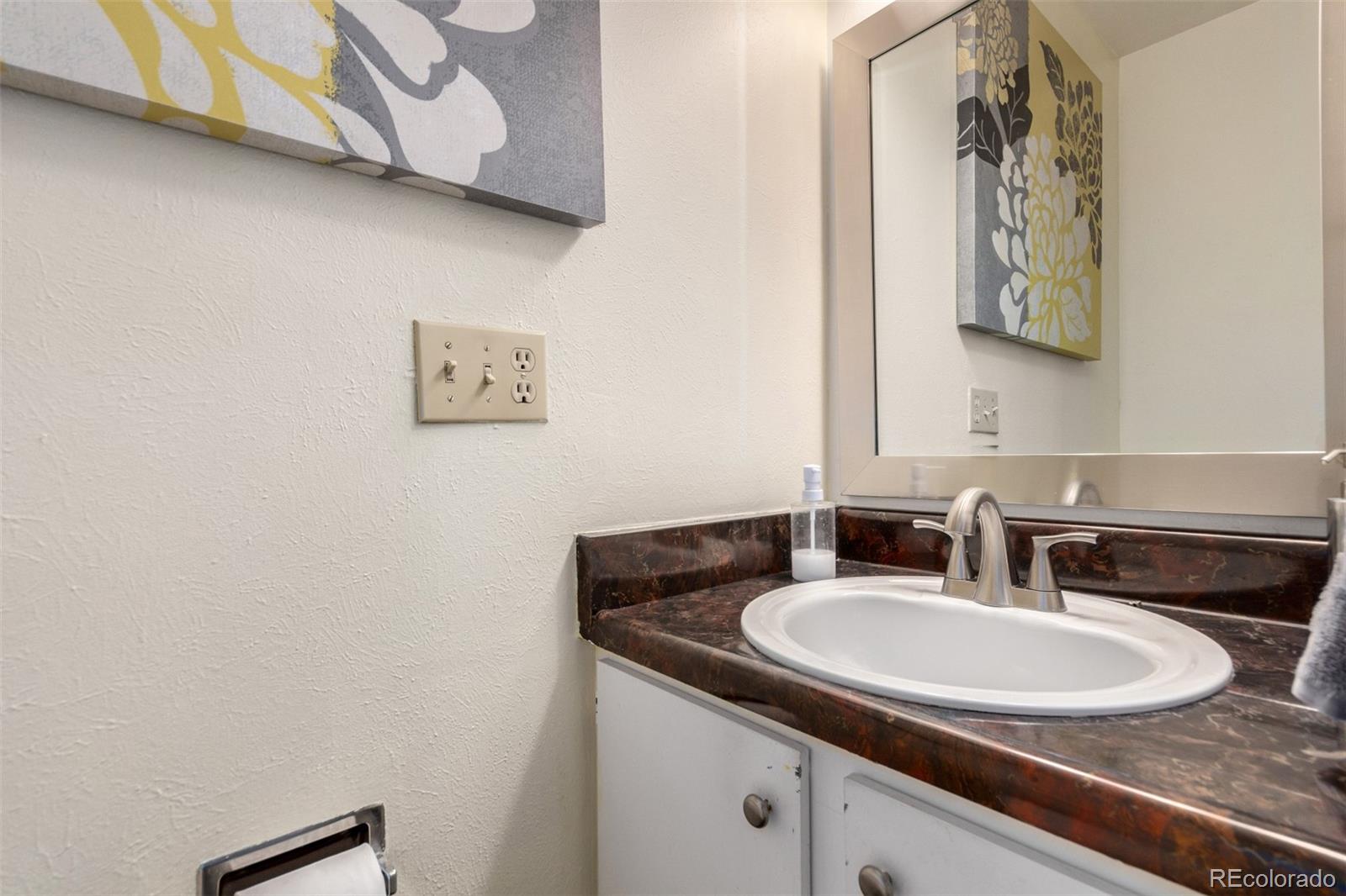 MLS Image #21 for 1977 s oakland way,aurora, Colorado
