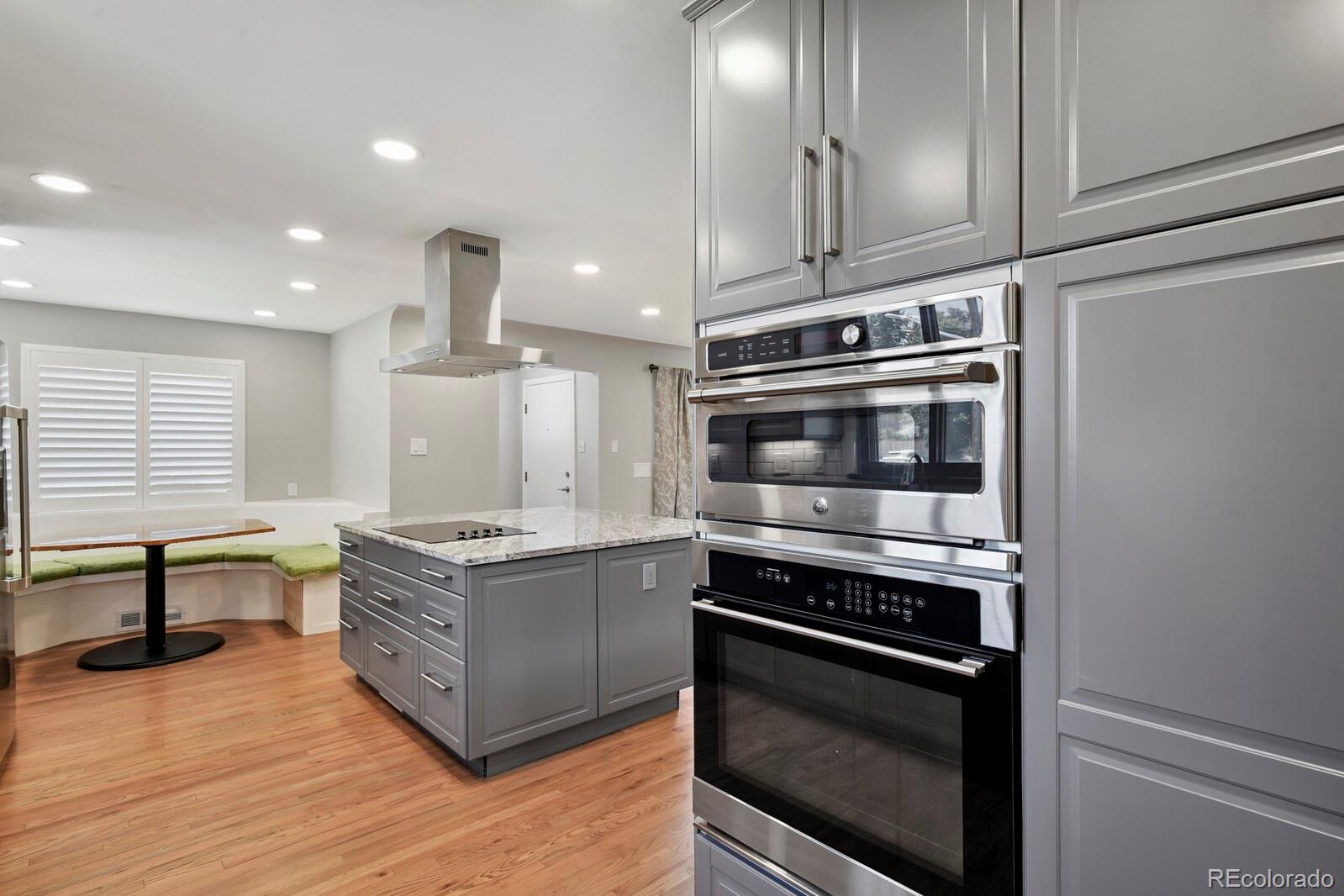 MLS Image #11 for 10595 e 23rd avenue,aurora, Colorado