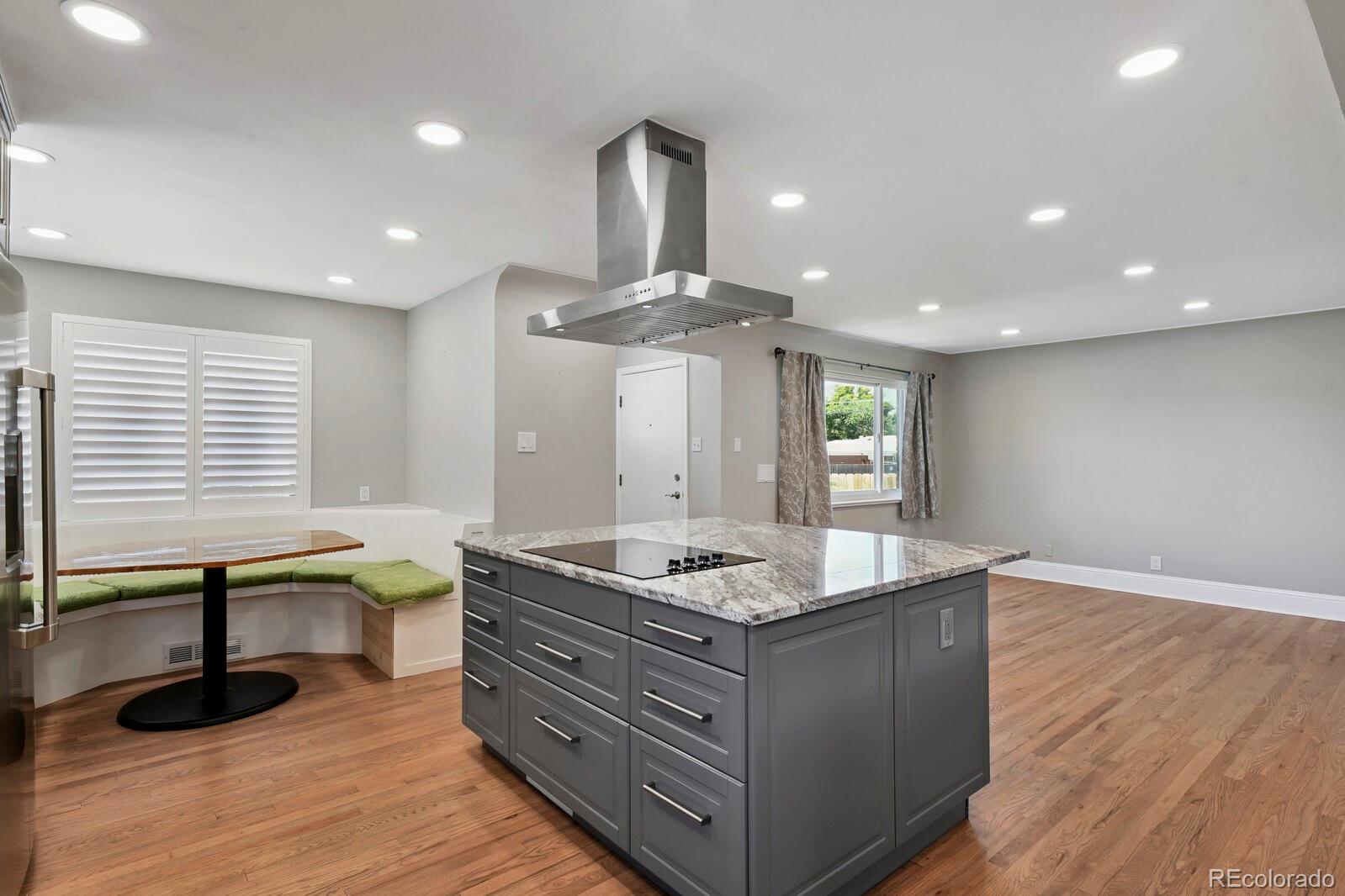MLS Image #12 for 10595 e 23rd avenue,aurora, Colorado