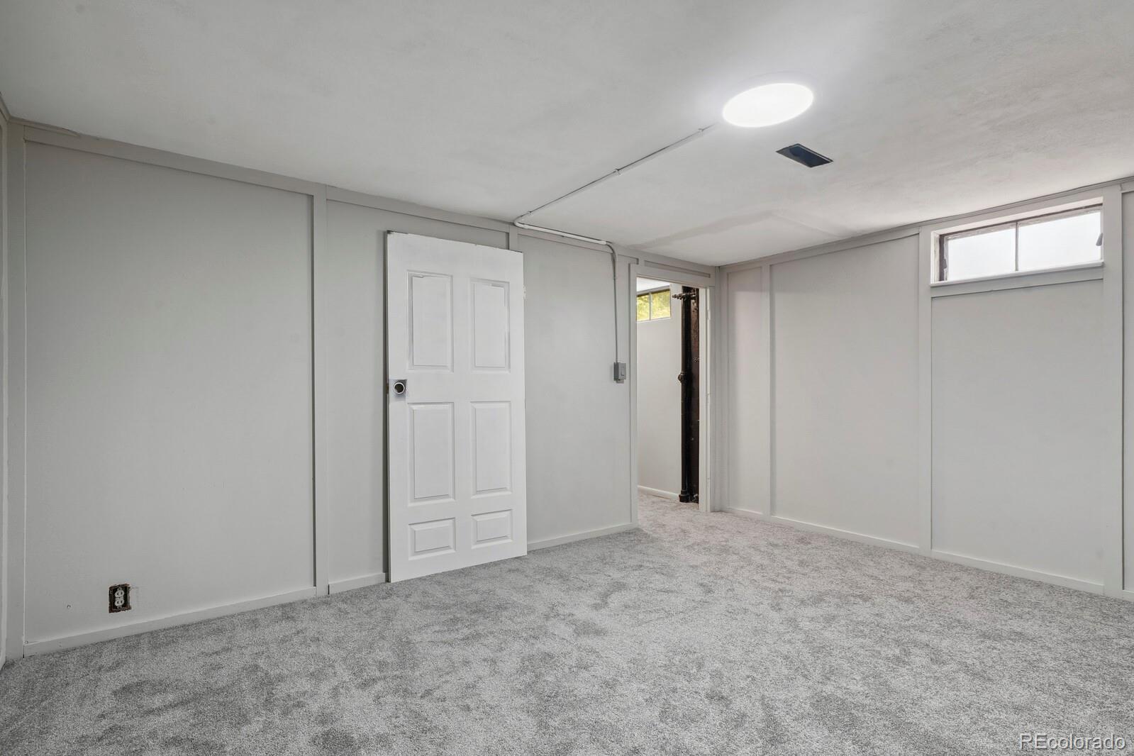 MLS Image #19 for 10595 e 23rd avenue,aurora, Colorado