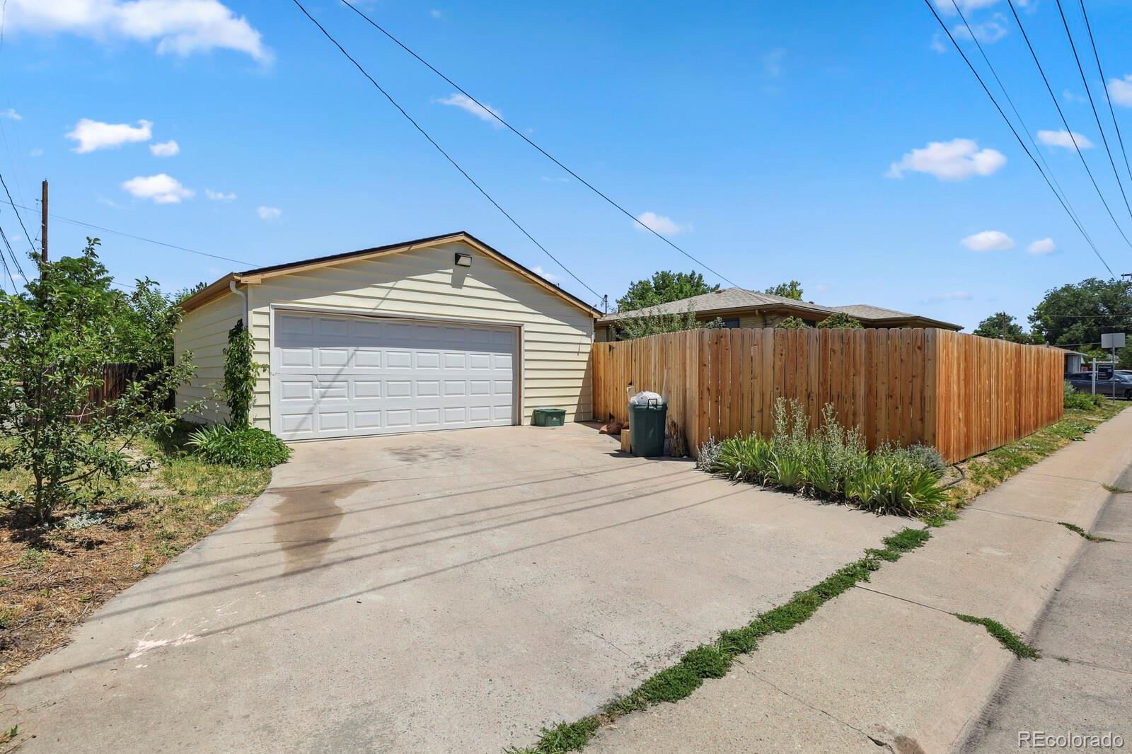 MLS Image #27 for 10595 e 23rd avenue,aurora, Colorado