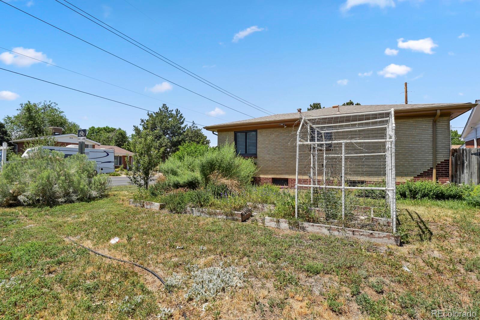 MLS Image #28 for 10595 e 23rd avenue,aurora, Colorado