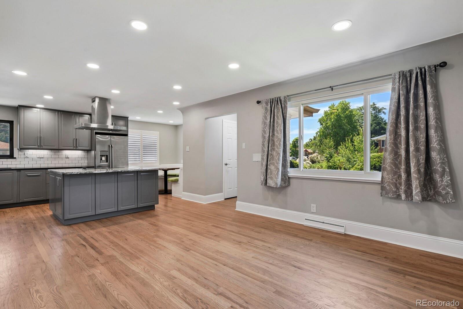 MLS Image #5 for 10595 e 23rd avenue,aurora, Colorado