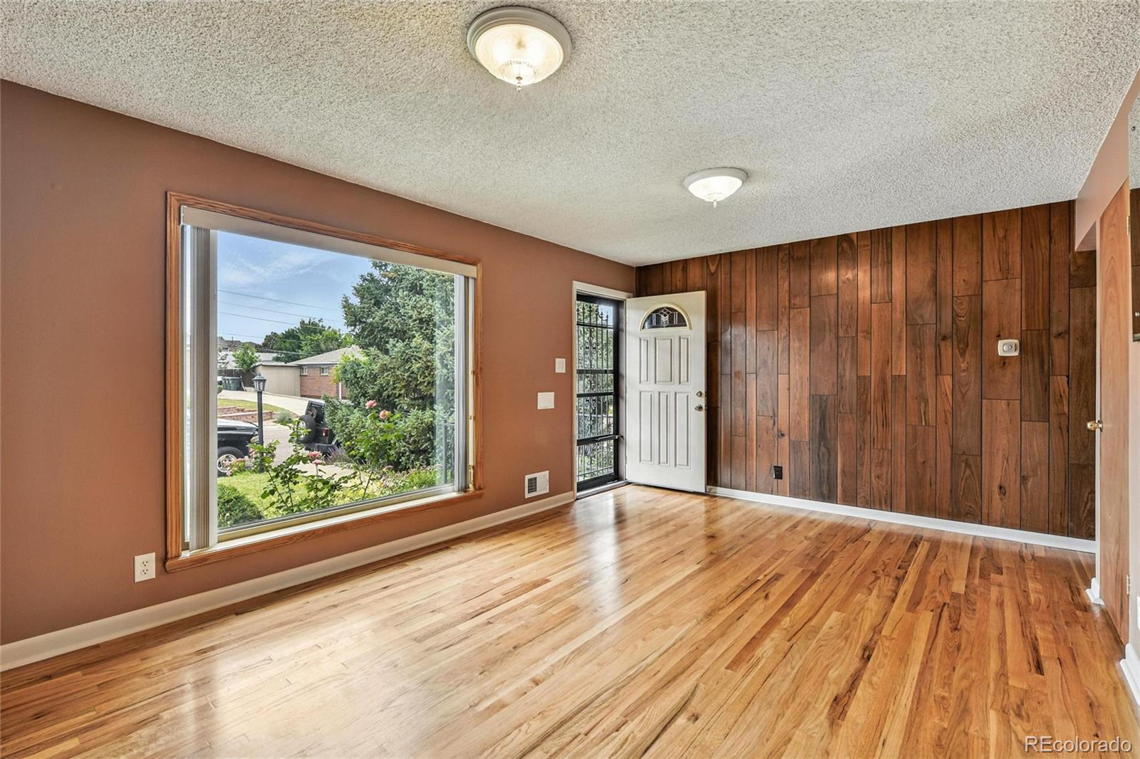 MLS Image #2 for 380 e 111th place,northglenn, Colorado