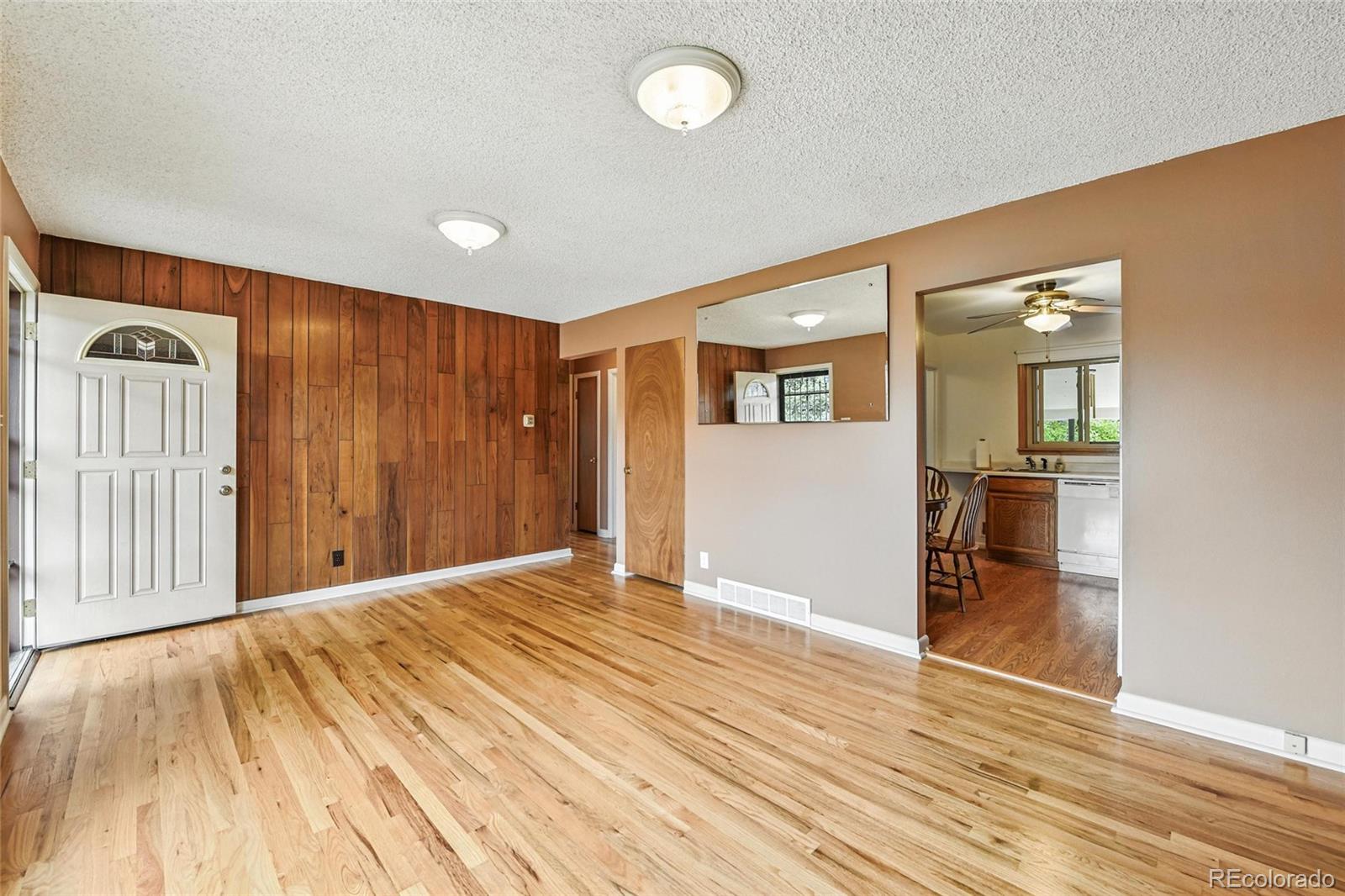 MLS Image #5 for 380 e 111th place,northglenn, Colorado